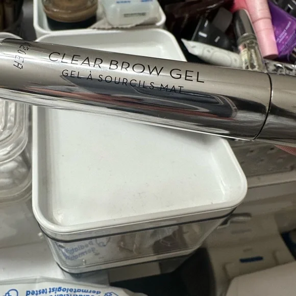 Anastasia Clear Brow Gel - Picture 2 of 2